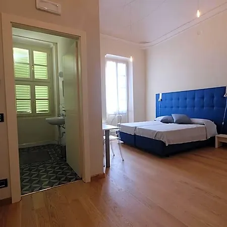 Hostel Palazzo Sacco Hostello *