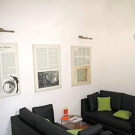 Palazzo Sacco Hostello *