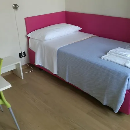 بيت شباب Palazzo Sacco Hostello *
