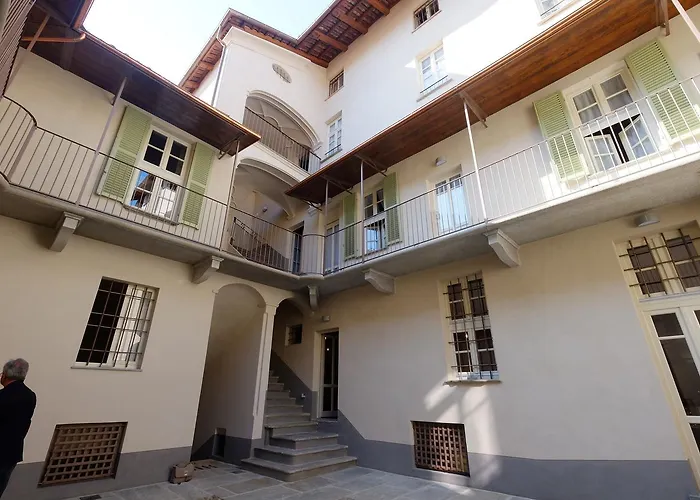 Palazzo Sacco Hostello Vandrerhjem Fossano