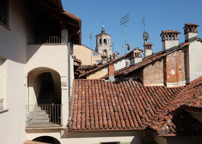 Palazzo Sacco Hostello * Fossano