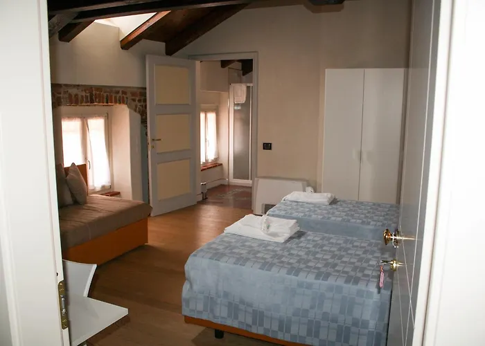 Palazzo Sacco Hostello Vandrerhjem *