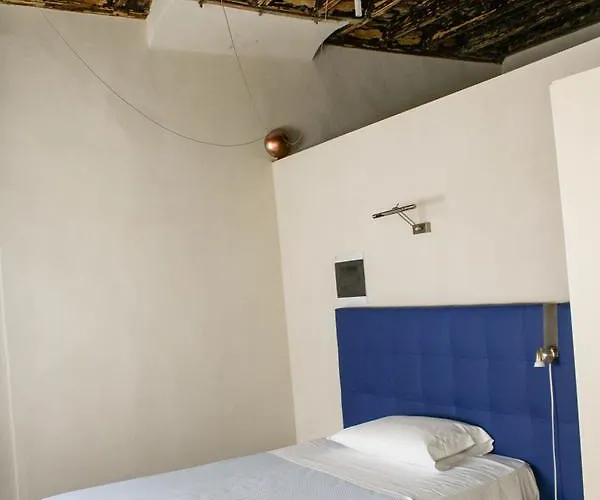 Palazzo Sacco Hostello