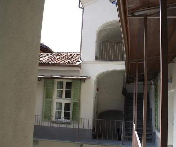 Palazzo Sacco Hostello *